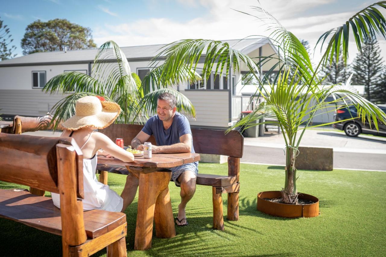 Surf Beach Holiday Park カイアマ エクステリア 写真